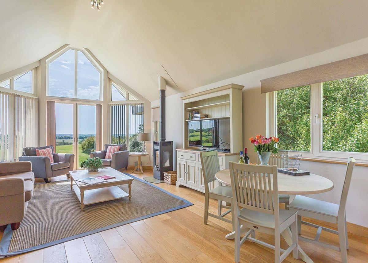 Swandown Lodges Chard Εξωτερικό φωτογραφία