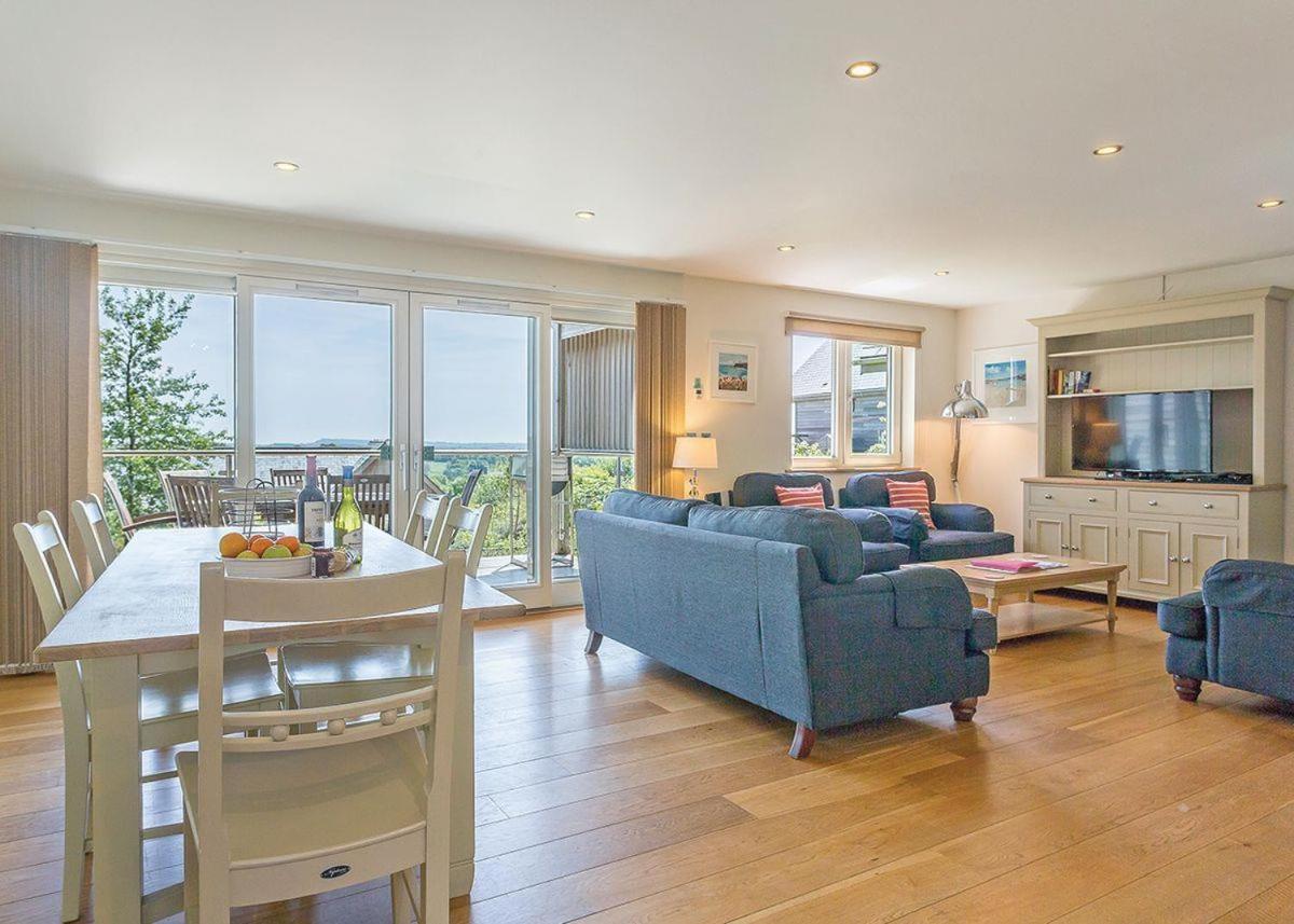 Swandown Lodges Chard Εξωτερικό φωτογραφία