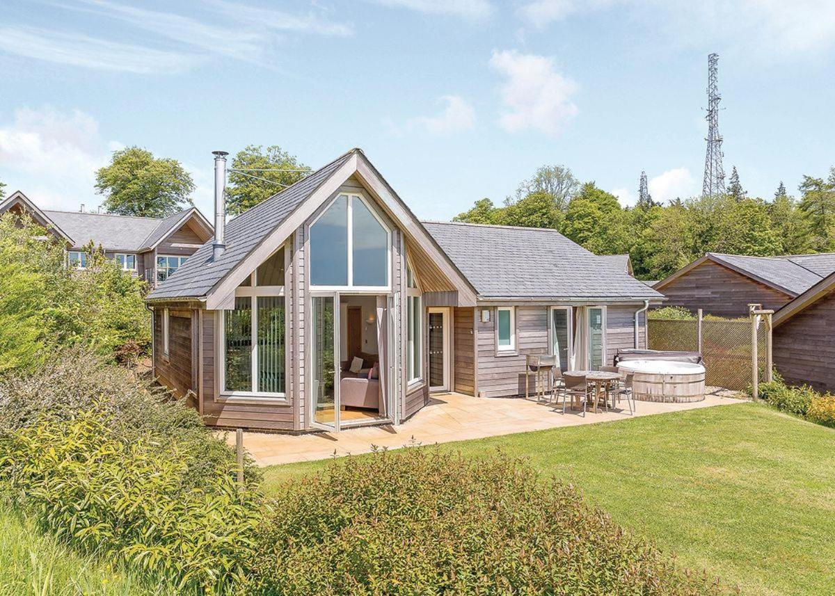 Swandown Lodges Chard Εξωτερικό φωτογραφία