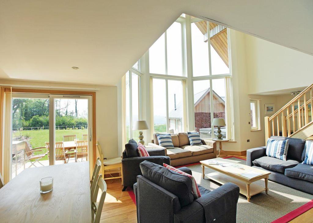 Swandown Lodges Chard Εξωτερικό φωτογραφία